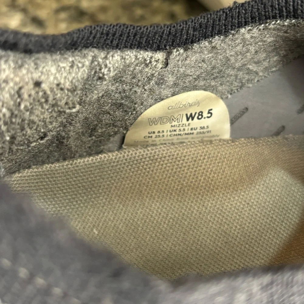 allbirds Wool Dasher Mizzles Women’s Sneakers Navy Size 8 1/2